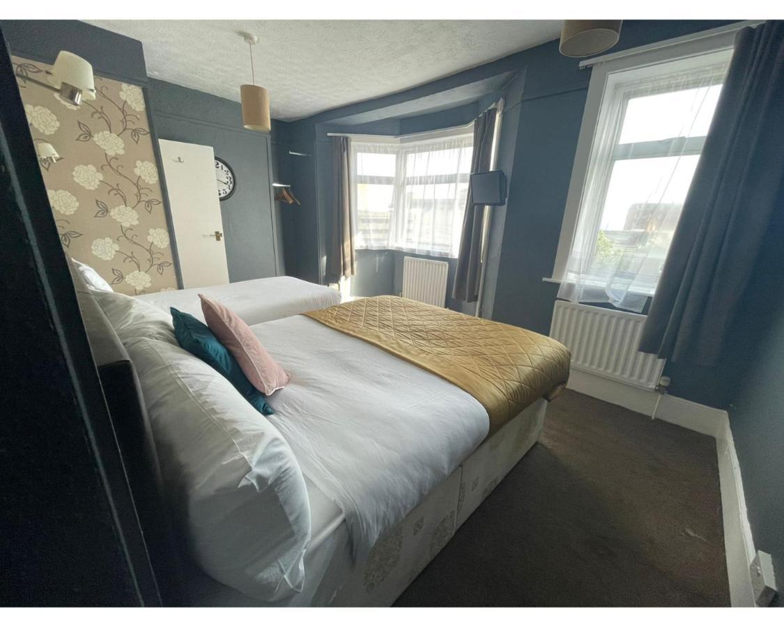 Number 19 Brighton Room photo